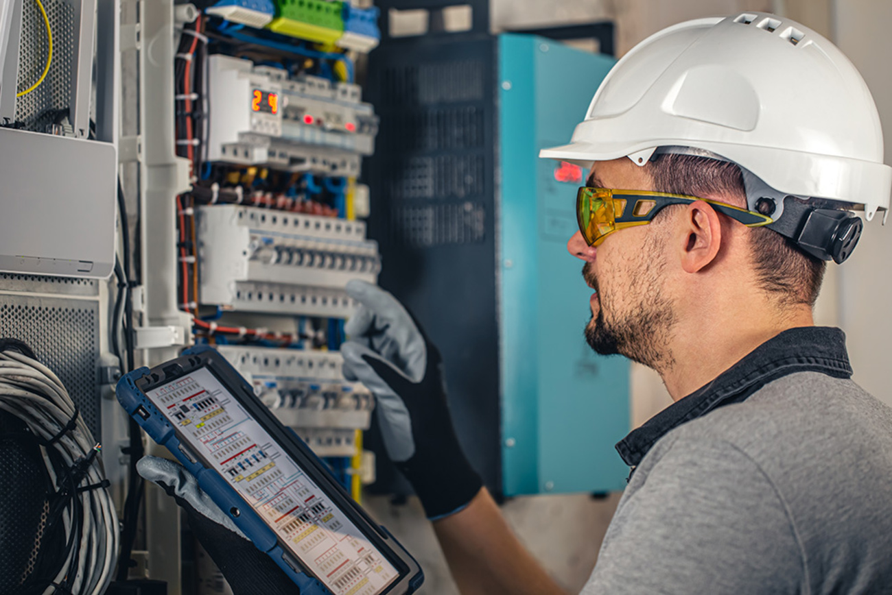 Industrie und Gewerbe bei Elektromeister Sven Zake in Rogätz