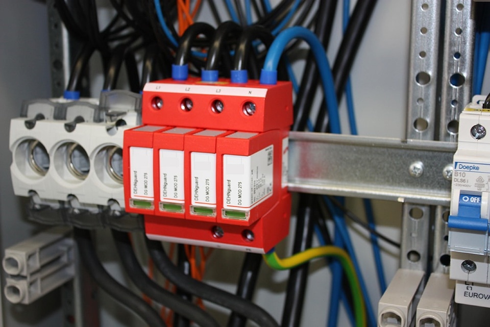 U berspannungsschutz bei Elektromeister Sven Zake in Rogätz